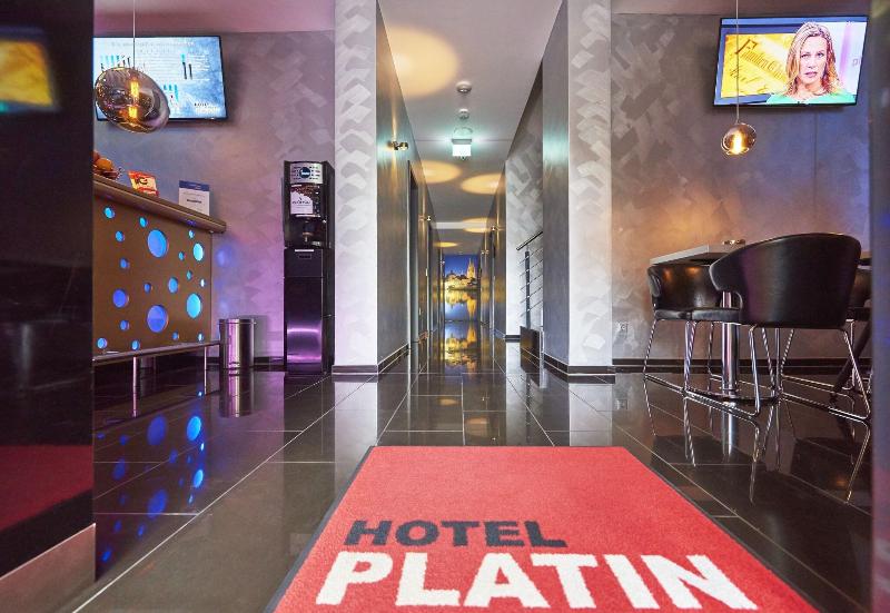 Hotel Platin Regensburg - Lobi