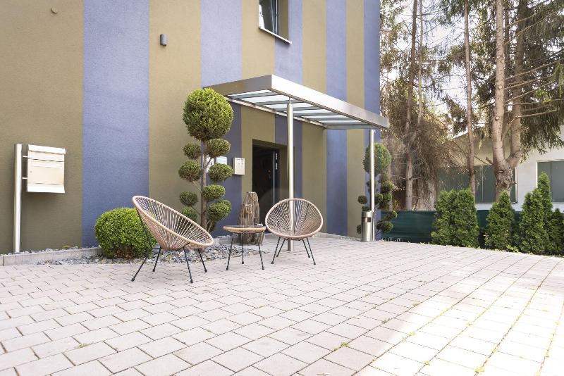 Hotel Platin Regensburg - Lobi