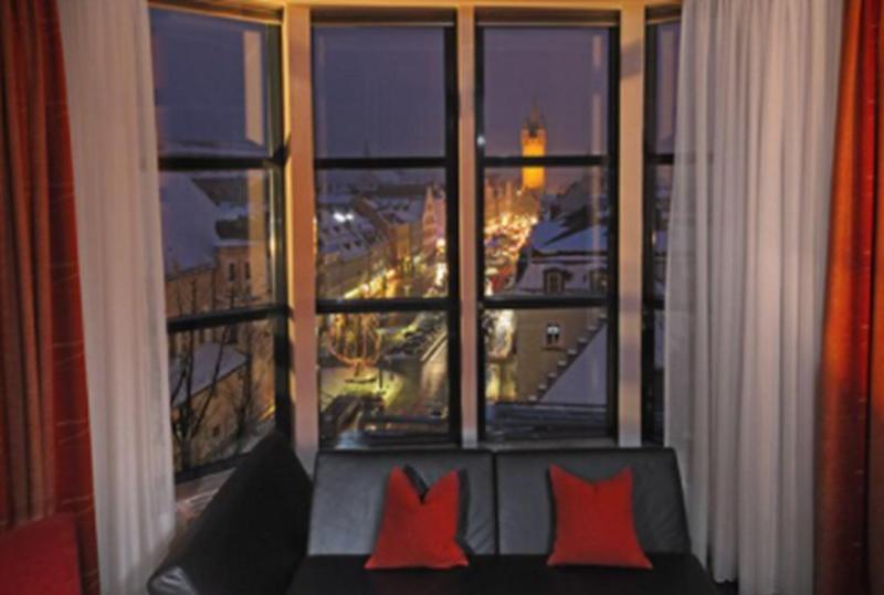 Hotel Theresientor - Genel