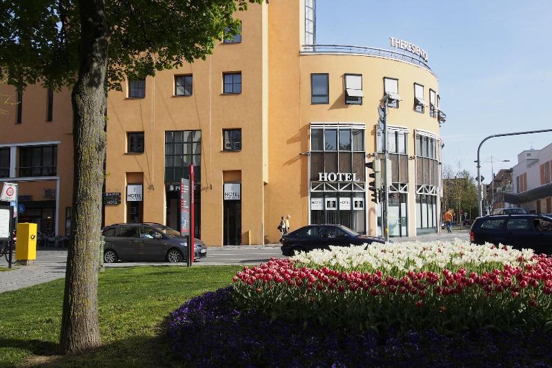 Hotel Theresientor - Genel