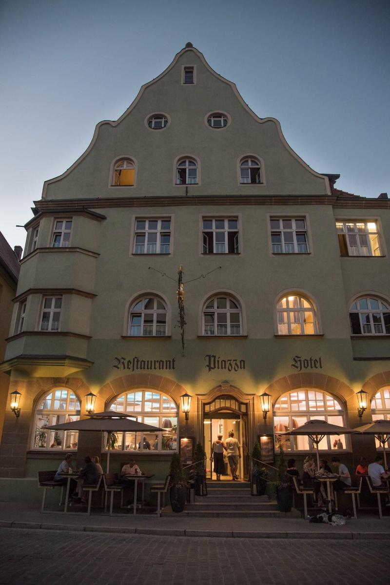 Hotel Restaurant Piazza - Genel