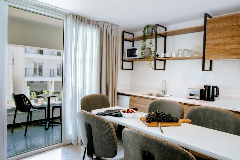 Cosmo Napa Boutiuqe Hotel - Oda