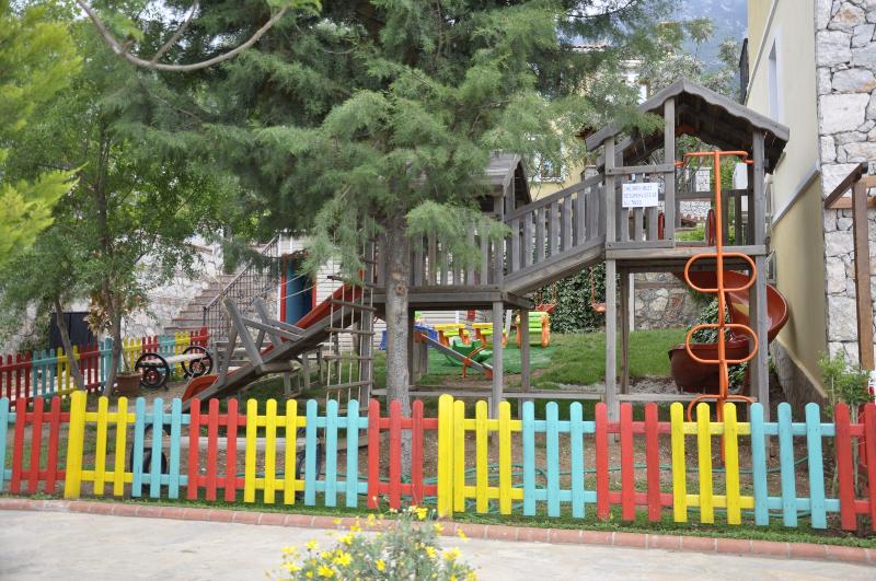 Perdikia Hill Family Resort - Genel
