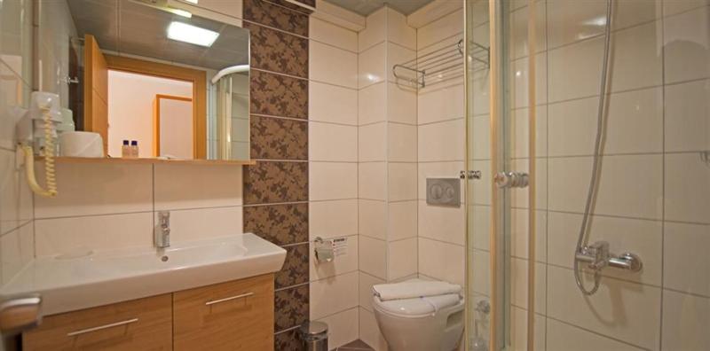 Perdikia Hill Family Resort - Oda
