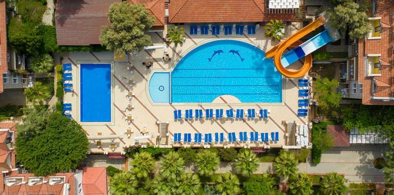 Perdikia Hill Family Resort - Havuz