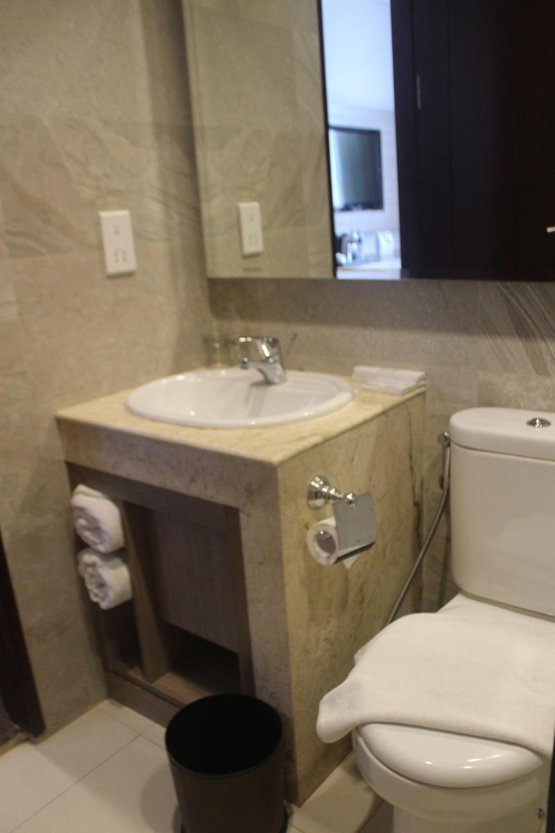 Rivoli Hotel Jakarta - Oda