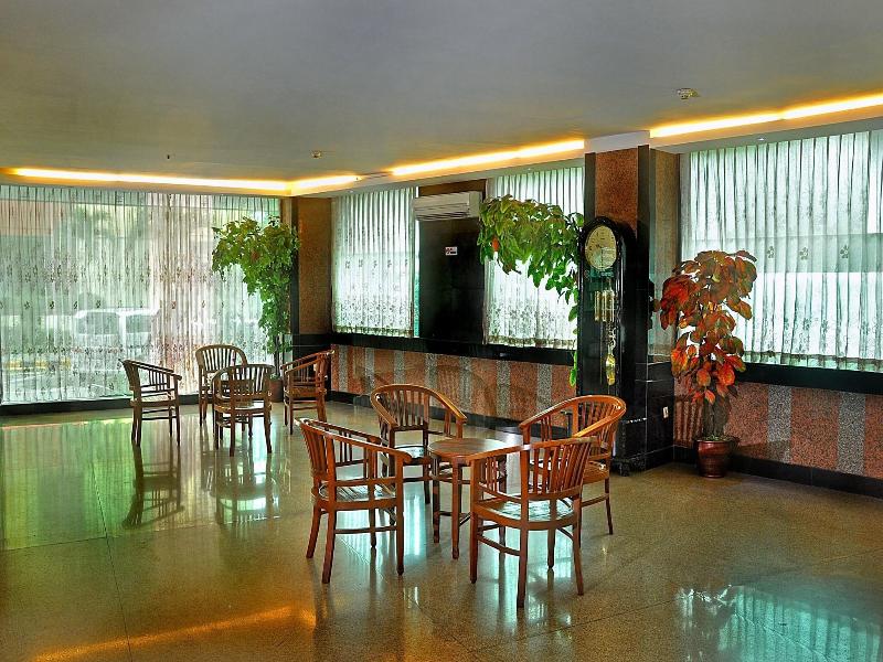 Plaza Hotel Harco Mangga Dua - Lobi