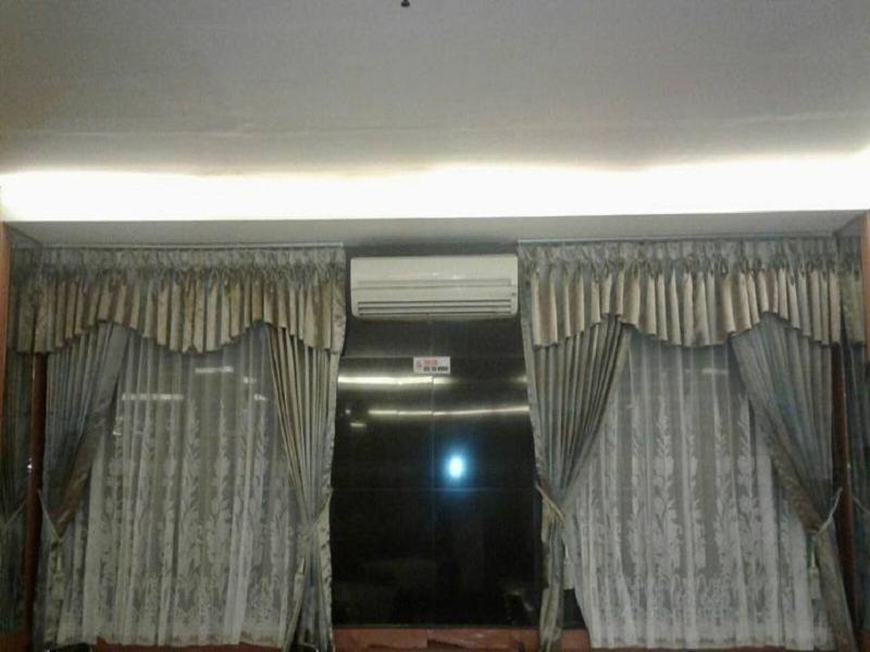 Plaza Hotel Harco Mangga Dua - Lobi