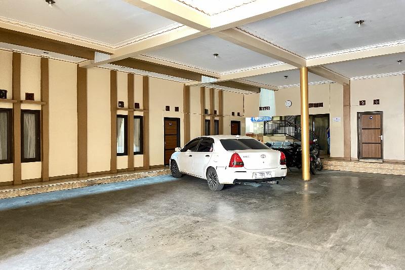 Hotel Ramayana Garut by ZUZU - Genel