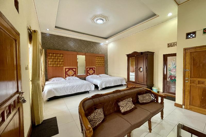 Hotel Ramayana Garut by ZUZU - Oda
