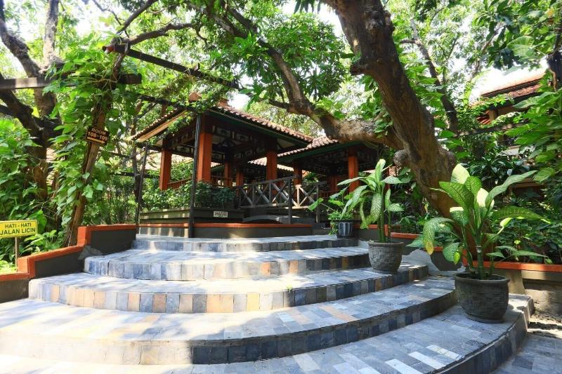 Sapta Nawa Resort 1 Gresik - Genel