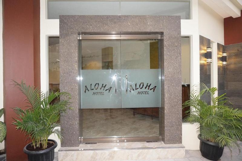 Aloha Hotel - Genel