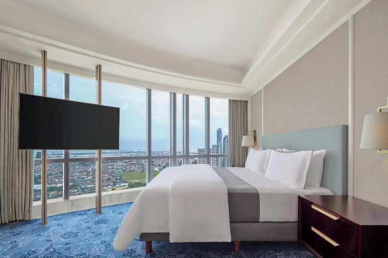 The Westin Surabaya - Lobi