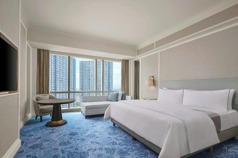 The Westin Surabaya - Oda