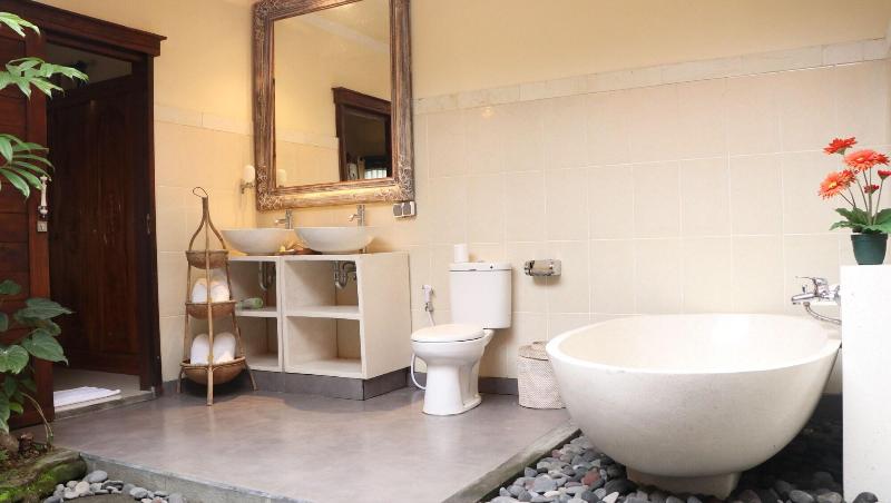 Villa Jj And Spa Ubud - Oda