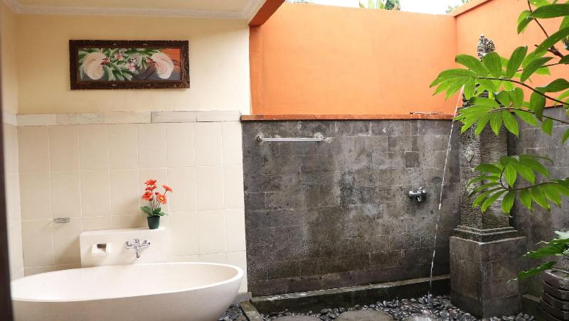 Villa Jj And Spa Ubud - Oda