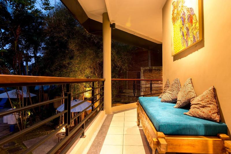 Gajah Biru Bungalows - Teras