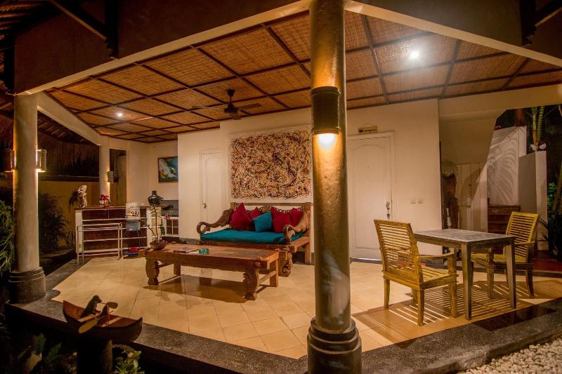 Gajah Biru Bungalows - Teras