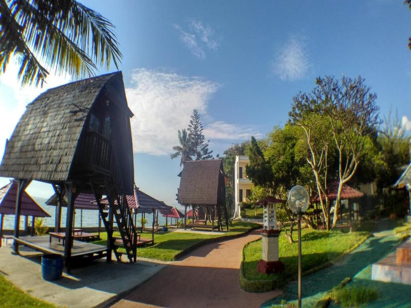 Amazing Beach Resort Palu - Genel
