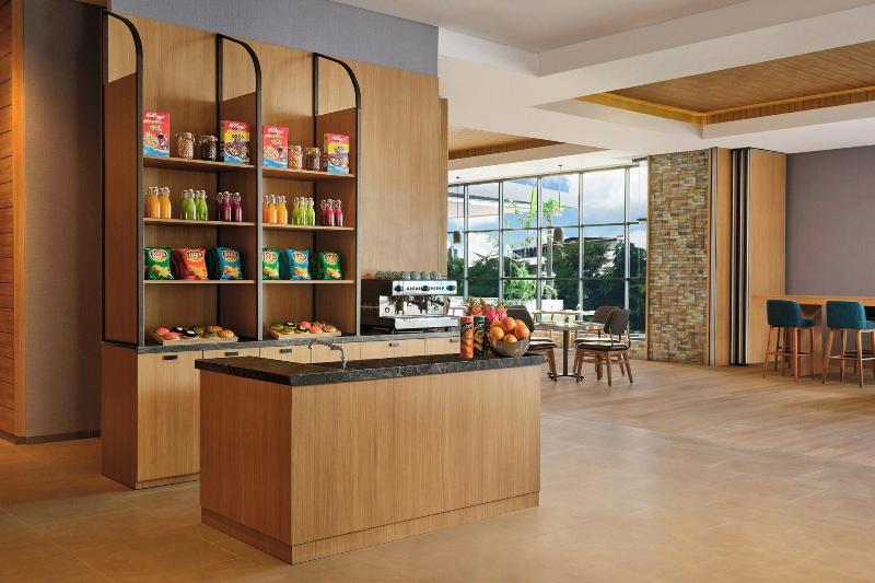 Four Points By Sheraton Batam - Restoran