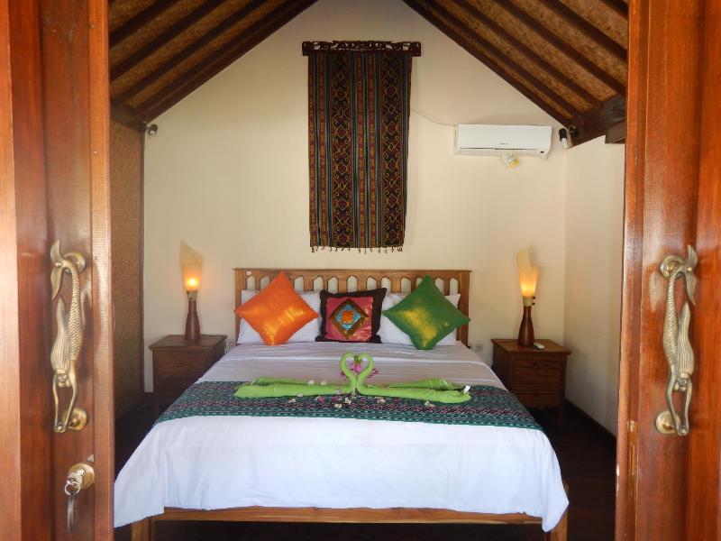 Puri Sayang Bungalows - Oda