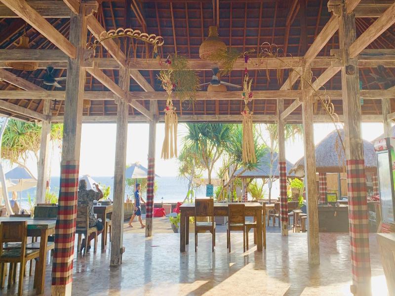 The Palms Ceningan Hotel - Lobi