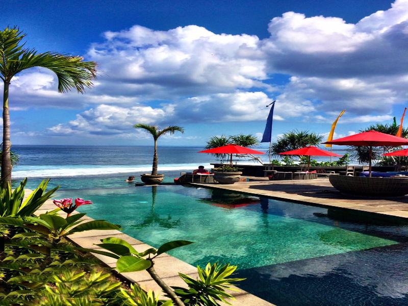 The Palms Ceningan Hotel - Havuz