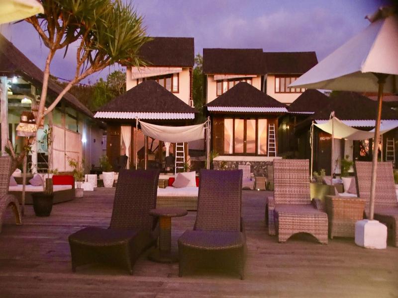 The Palms Ceningan Hotel - Plaj