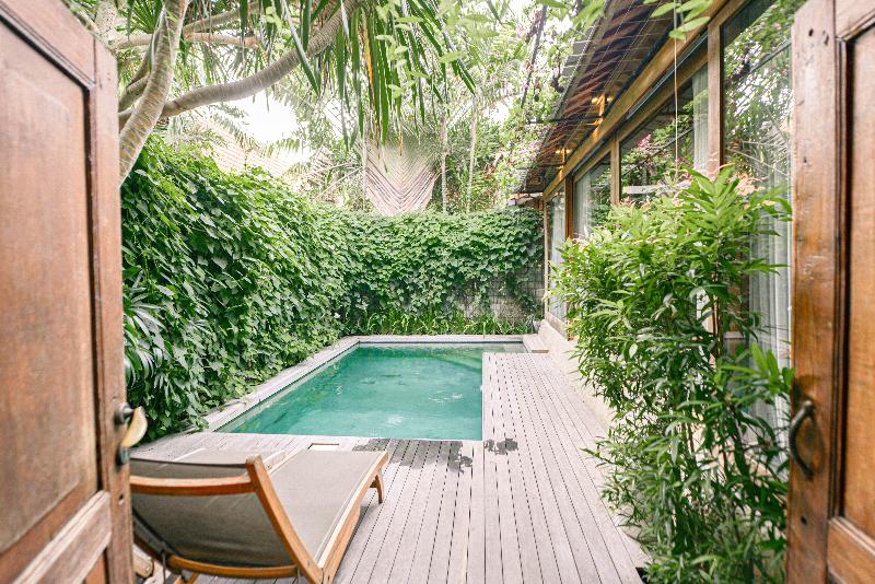 Zin Canggu Resort Villas - Oda