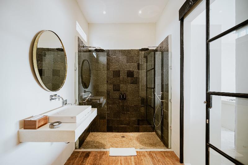 Zin Canggu Resort Villas - Oda