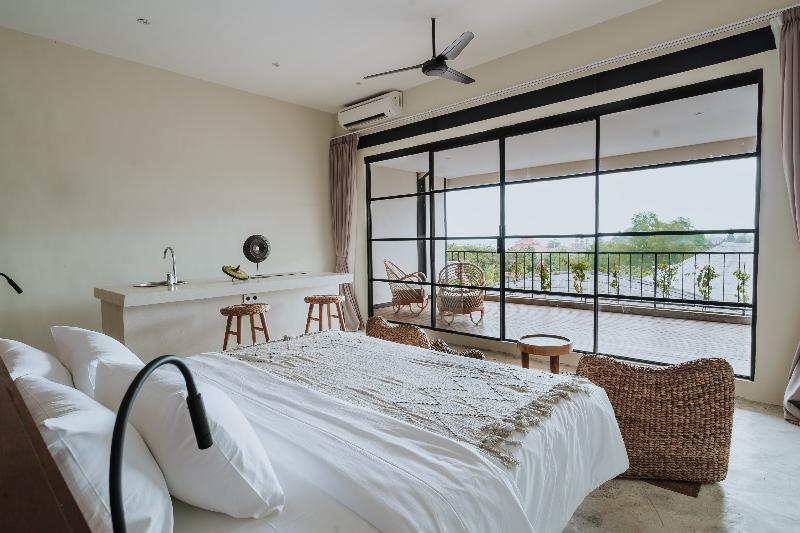 Zin Canggu Resort Villas - Oda