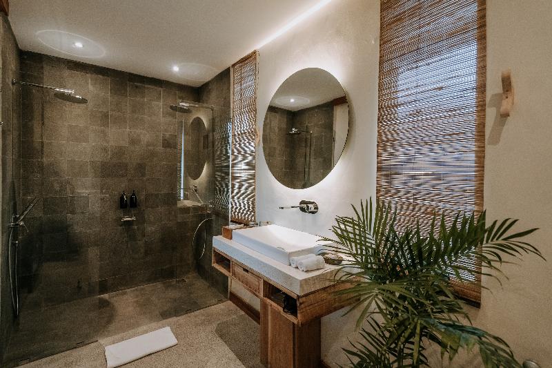 Zin Canggu Resort Villas - Oda