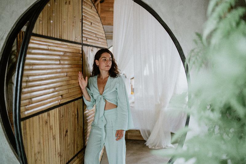 Zin Canggu Resort Villas - Oda