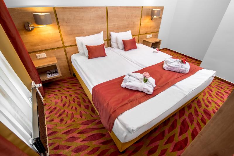 Rubin Wellness & Conference Hotel - Oda