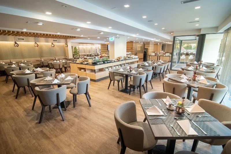 Rubin Wellness & Conference Hotel - Restoran