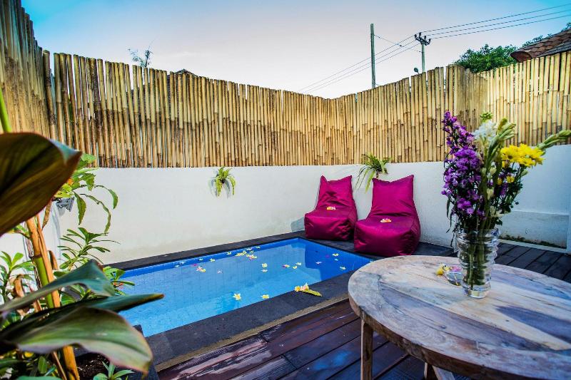 Svaha Private Villas Ceningan - Oda