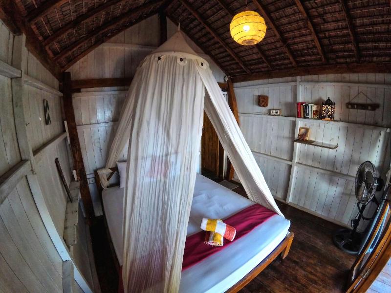 Cosmos Bungalows - Oda