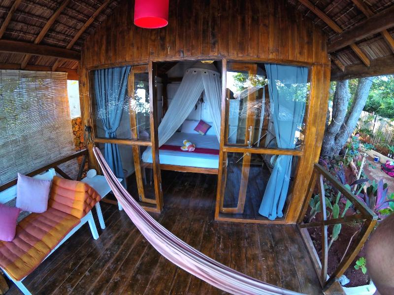 Cosmos Bungalows - Oda
