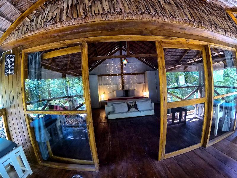 Cosmos Bungalows - Oda