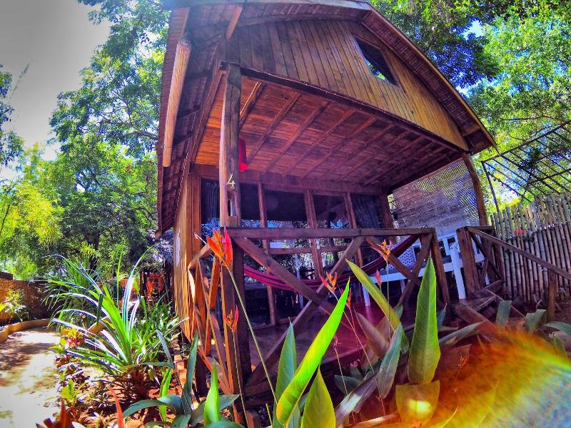 Cosmos Bungalows - Oda