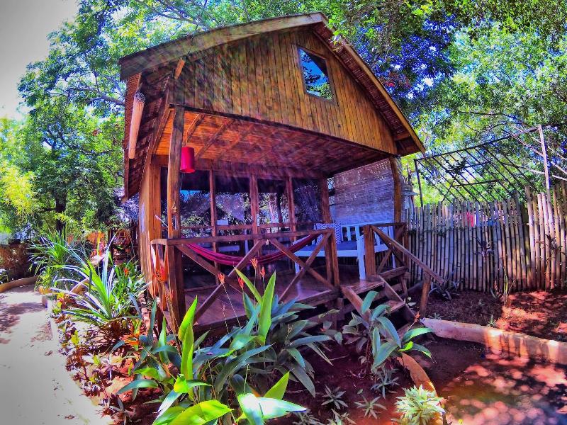 Cosmos Bungalows - Oda