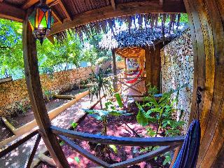 Cosmos Bungalows fotoÄŸrafÄ±