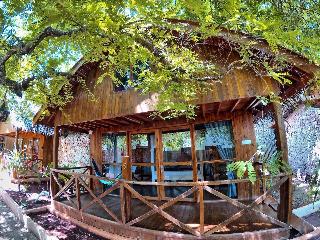 Cosmos Bungalows fotoÄŸrafÄ±