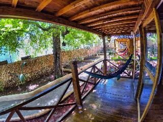 Cosmos Bungalows fotoÄŸrafÄ±