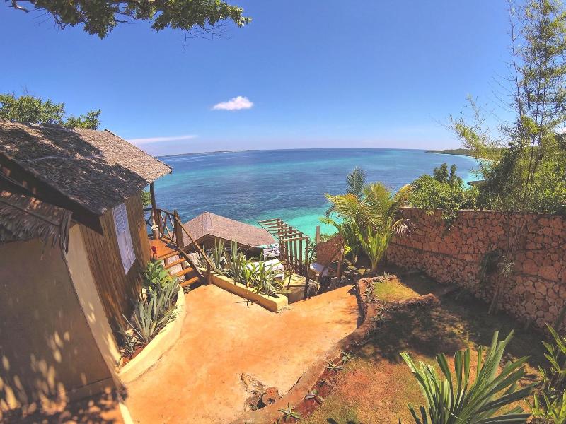Cosmos Bungalows - Oda