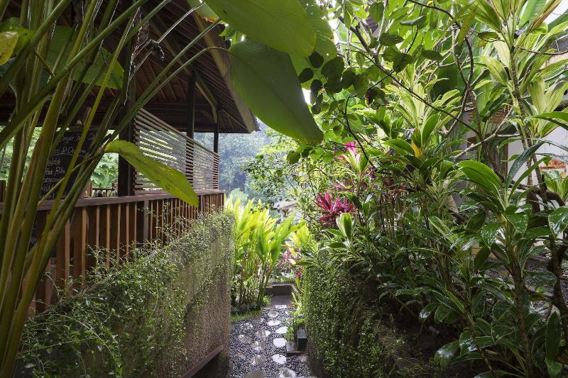 Desak Putu Putera Cottages - Genel