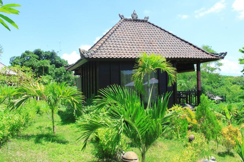 Sunrise Hut S Lembongan - Oda
