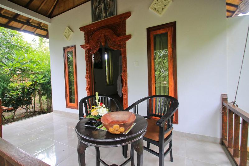Amed Harmony Cafe And Bungalows - Oda