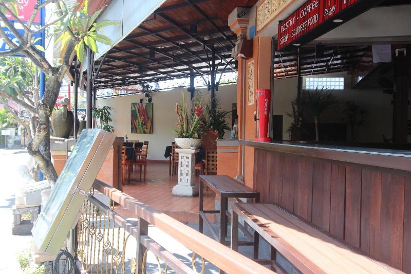 Ramayana Hotel Sanur - Bar