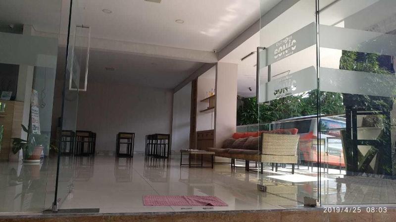 Hotel Sonic Airport Semarang - Lobi
